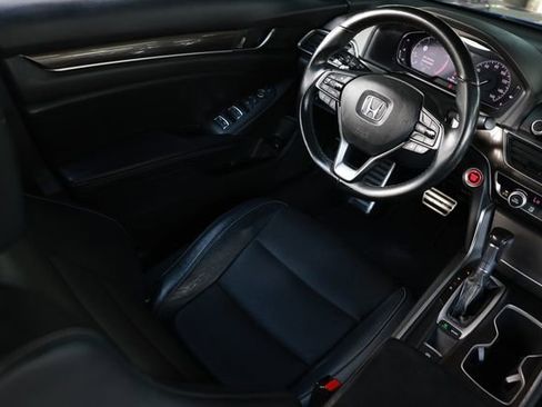 Used 2018 Honda Accord Sport image 23
