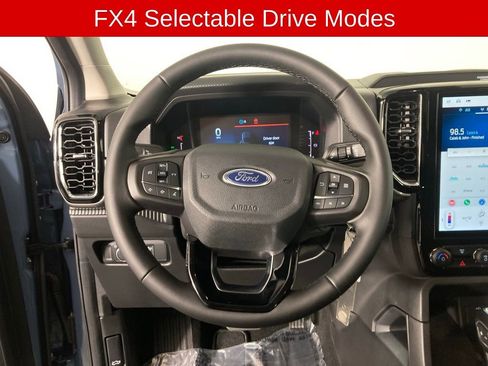 New 2025 Ford Ranger XLT w/ FX4 Off-Road Package AWD/4WD image 9