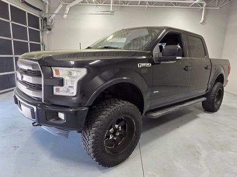 Used 2016 Ford F150 Lariat w/ Equipment Group 502A Luxury image 3