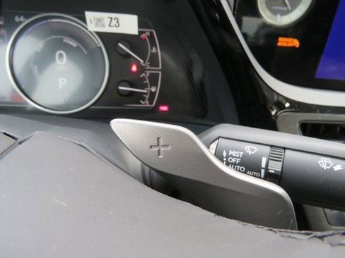 Used 2023 Lexus ES 300h w/ Premium Package FWD image 18