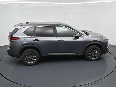 Used 2025 Nissan Rogue S AWD/4WD image 24