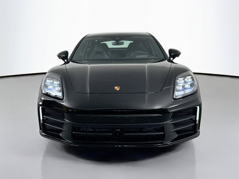 Certified 2025 Porsche Panamera 4 image 10