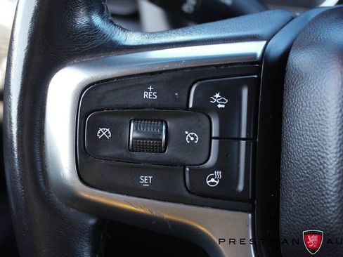 Used 2021 Chevrolet Tahoe Z71 w/ Luxury Package AWD/4WD image 32