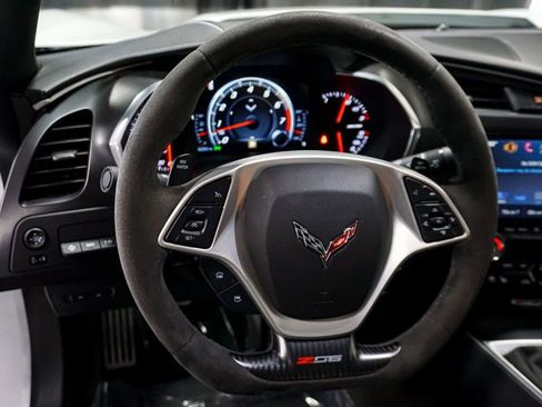 Used 2017 Chevrolet Corvette Z06 w/ Z07 Performance Package image 69