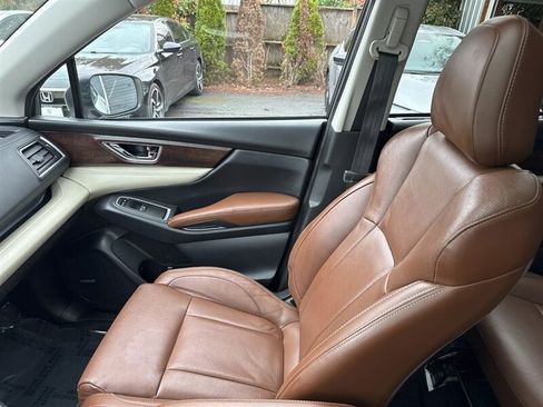 Used 2019 Subaru Ascent Touring w/ Popular Package #3 AWD/4WD image 30