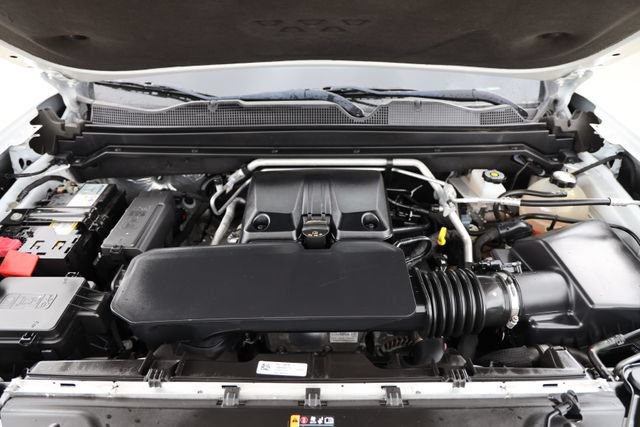 Used 2024 GMC Canyon AT4 w/ Canyon Safety Plus Package AWD/4WD image 29
