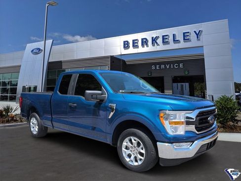 Used 2022 Ford F150 XLT w/ Bed Utility Package RWD image 1