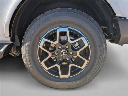 New 2025 Ford Bronco Outer Banks image 10