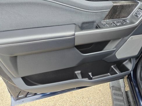 Used 2025 Ford F250 Lariat w/ Lariat Ultimate Package image 18