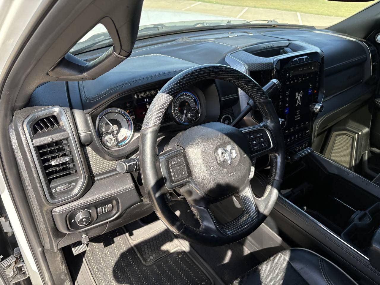 Used 2019 RAM 2500 Limited AWD/4WD image 19