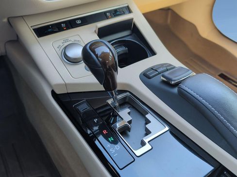 Used 2015 Lexus ES 350 w/ Luxury Package FWD image 21