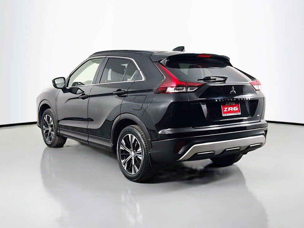 Used 2022 Mitsubishi Eclipse Cross SE AWD/4WD image 3