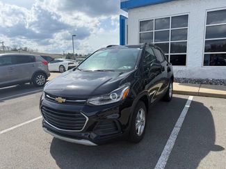 Used 2022 Chevrolet Trax LT w/ LT Convenience Package video 1