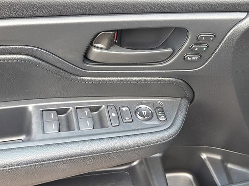 Used 2025 Honda Odyssey EX-L image 20