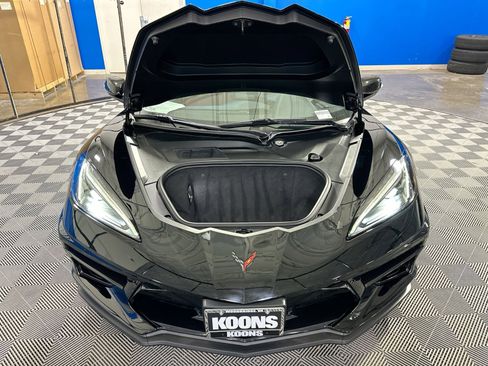 Used 2021 Chevrolet Corvette Stingray Coupe w/ Z51 Performance Package image 37