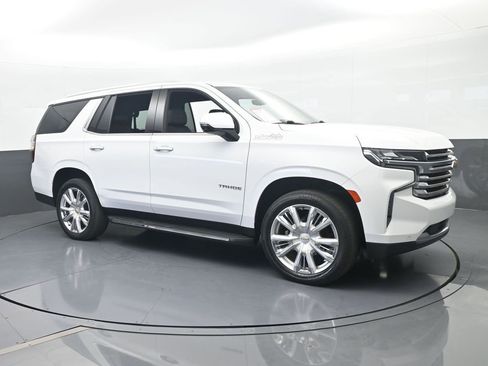 Used 2021 Chevrolet Tahoe High Country RWD image 8