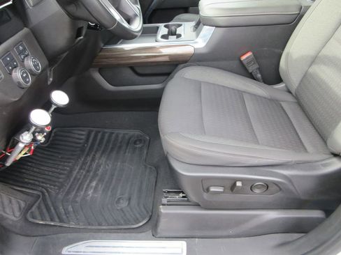 Used 2024 Chevrolet Silverado 3500 LT w/ Convenience Package image 23