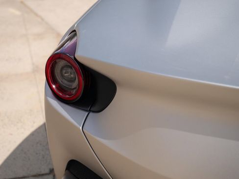 Certified 2019 Ferrari Portofino RWD image 23