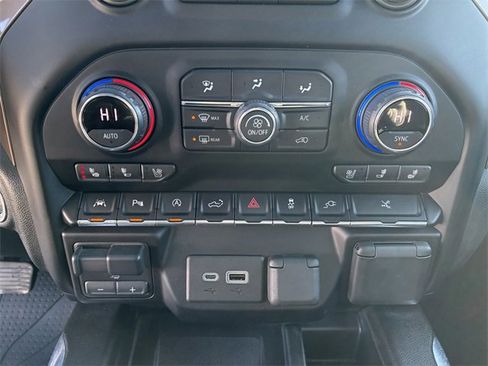 Used 2021 Chevrolet Silverado 1500 High Country image 27