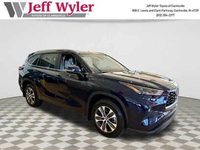 New 2025 Toyota Highlander XLE