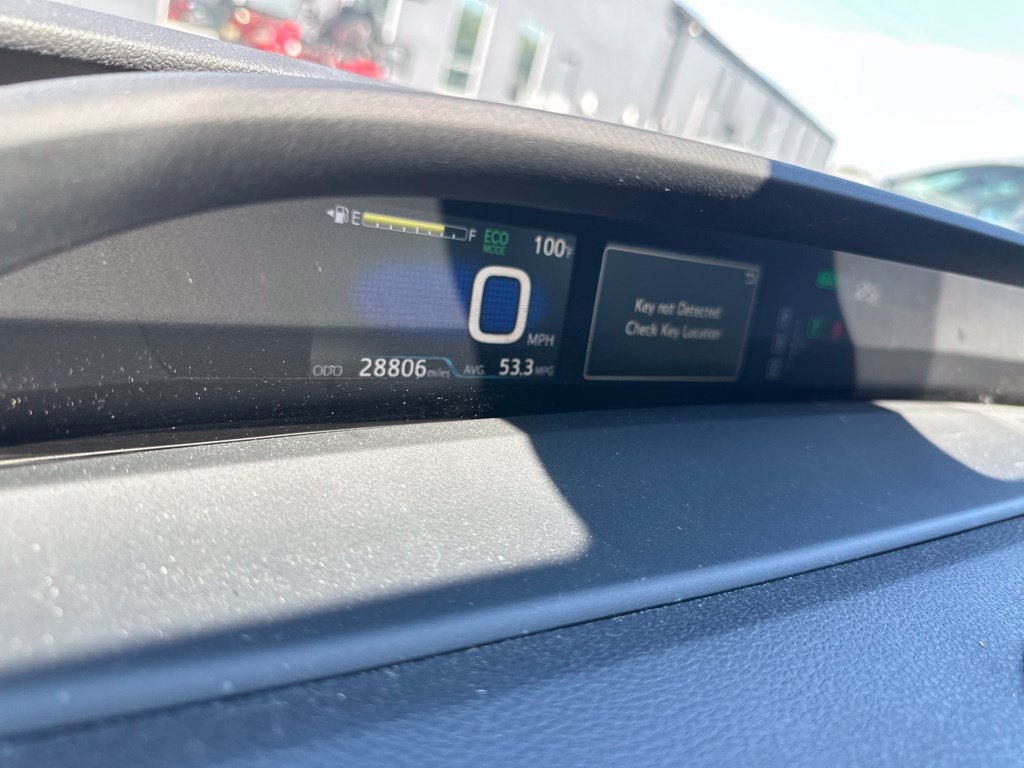 Used 2018 Toyota Prius Four Touring FWD image 17