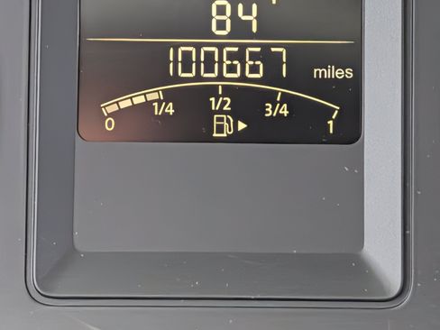 Used 2012 Volkswagen Jetta SE FWD image 12