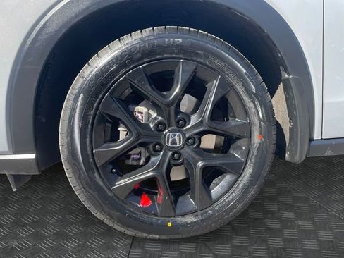 Used 2024 Honda HR-V Sport image 14