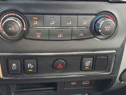 Used 2021 Nissan Titan SV w/ Off Road Protection Package image 13