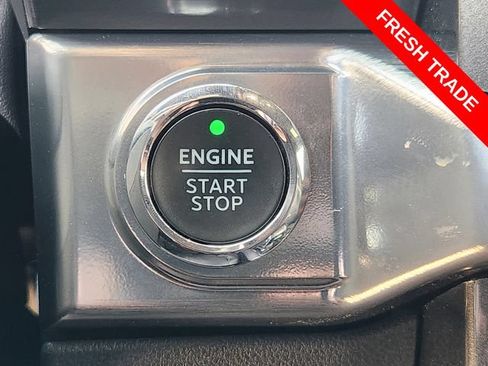 Used 2022 Ford F150 Lariat w/ Max Trailer Tow Package AWD/4WD image 19