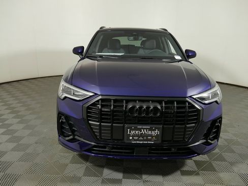 New 2025 Audi Q3 2.0T Premium image 8