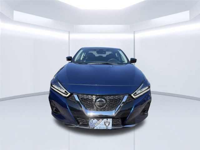 Used 2022 Nissan Maxima Platinum w/ Sport Mat Group FWD image 2