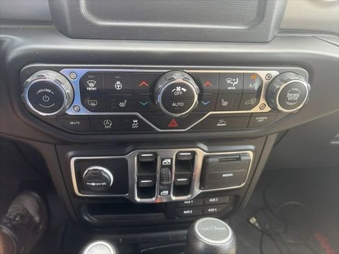 Used 2020 Jeep Gladiator Sport w/ Quick Order Package 24S AWD/4WD image 23