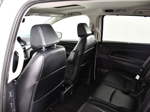 Certified 2025 Honda Odyssey EX-L image 45
