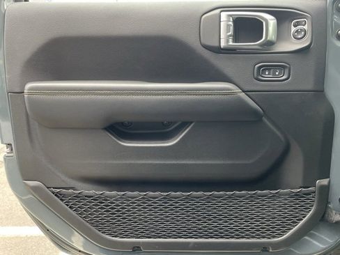 Used 2024 Jeep Wrangler Unlimited Sahara w/ Safety Group image 9