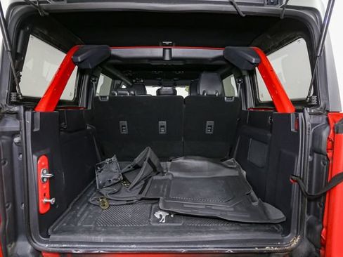 Used 2024 Ford Bronco Wildtrak AWD/4WD image 10