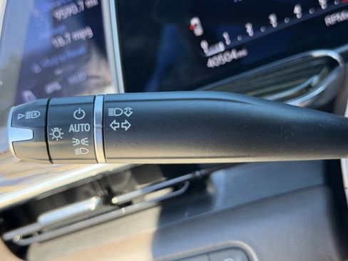 Certified 2022 Cadillac Escalade Premium Luxury w/ Performance Package image 29