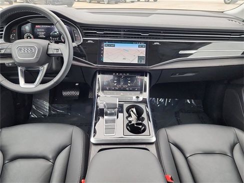 Certified 2023 Audi Q8 Premium image 12