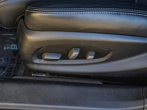 Used 2013 Cadillac XTS Luxury w/ Driver Awareness Package image 24