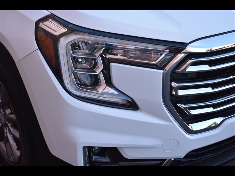 Used 2023 GMC Terrain SLT FWD image 44