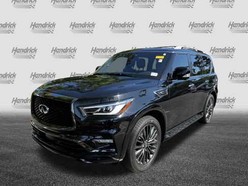 Used 2024 INFINITI QX80 Sensory AWD/4WD image 5
