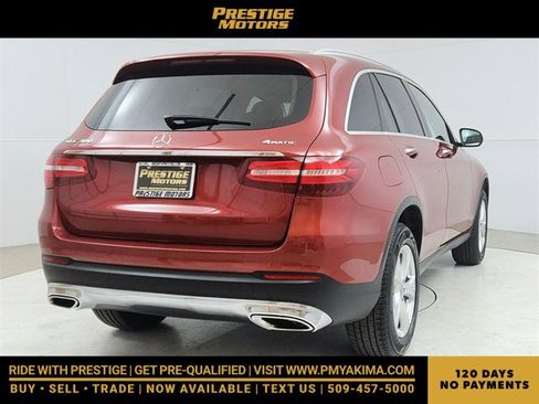Used 2018 Mercedes-Benz GLC 300 4MATIC image 6