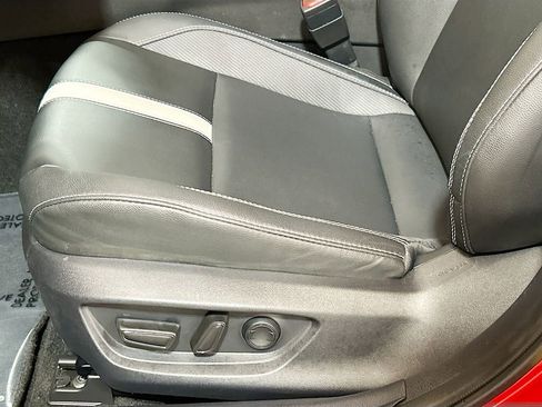 Used 2025 Toyota Camry SE w/ Multimedia Upgrade Package FWD image 17