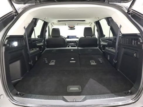 Used 2024 MAZDA CX-90 3.3 Turbo w/ Preferred Plus image 34