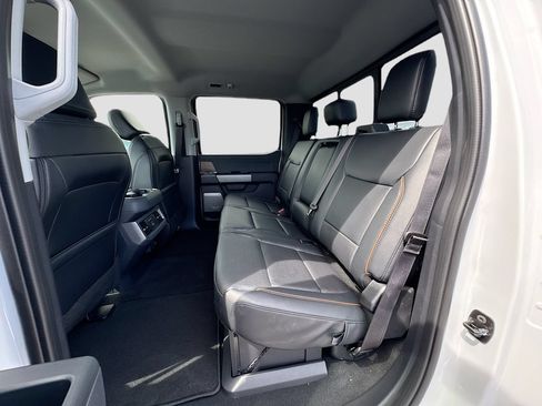 New 2026 Ford F250 Lariat w/ Black Appearance Package AWD/4WD image 27