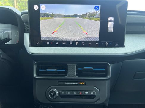 New 2026 Ford Maverick XLT w/ XLT Luxury Package FWD image 5