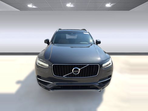 Used 2017 Volvo XC90 T5 Momentum w/ Vision Package FWD image 6