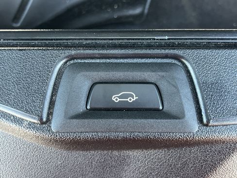 Used 2024 BMW X5 sDrive40i w/ Parking Assistance Package image 27