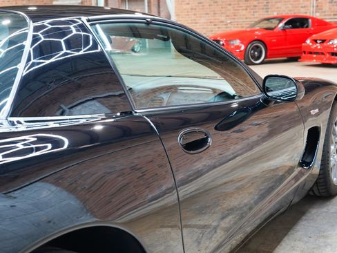 Used 2004 Chevrolet Corvette Z06 RWD image 16