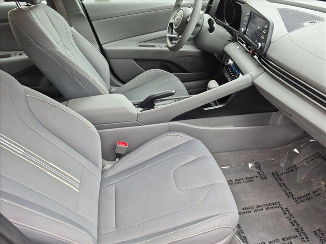 Used 2023 Hyundai Elantra SEL FWD image 19