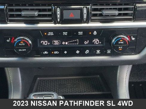 Used 2023 Nissan Pathfinder SL image 24